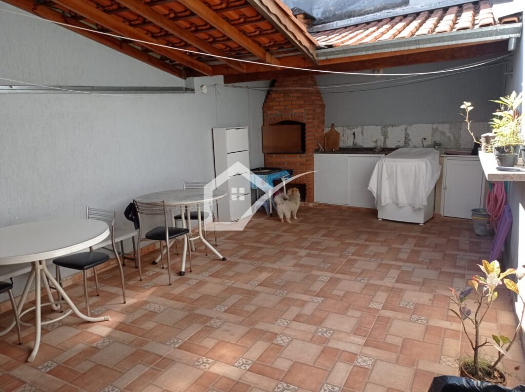 Sobrado à venda na Vl. Assunção, 250m², 3 quartos, 4 vagas