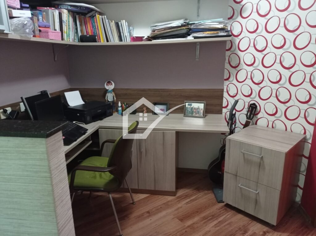 Sobrado à venda na Vl. Assunção, 250m², 3 quartos, 4 vagas