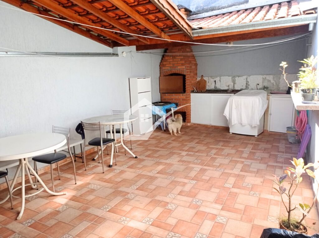 Sobrado à venda na Vl. Assunção, 250m², 3 quartos, 4 vagas