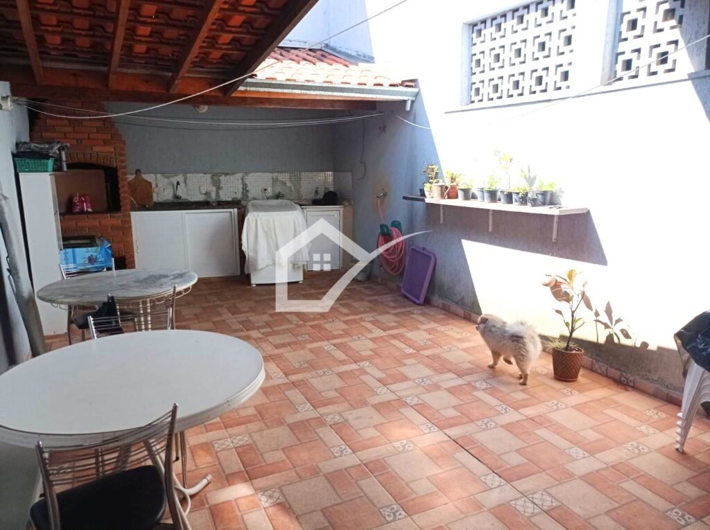 Sobrado à venda na Vl. Assunção, 250m², 3 quartos, 4 vagas