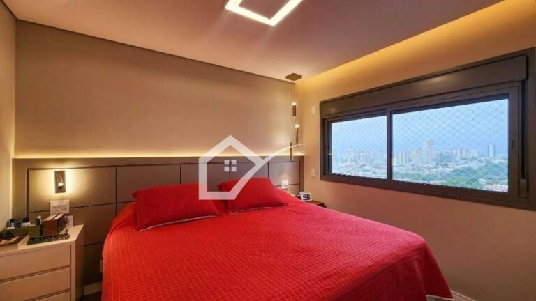 Quarto de apartamento com 3 dormitórios à venda, 128 m², na Vila Gilda. em Sto André