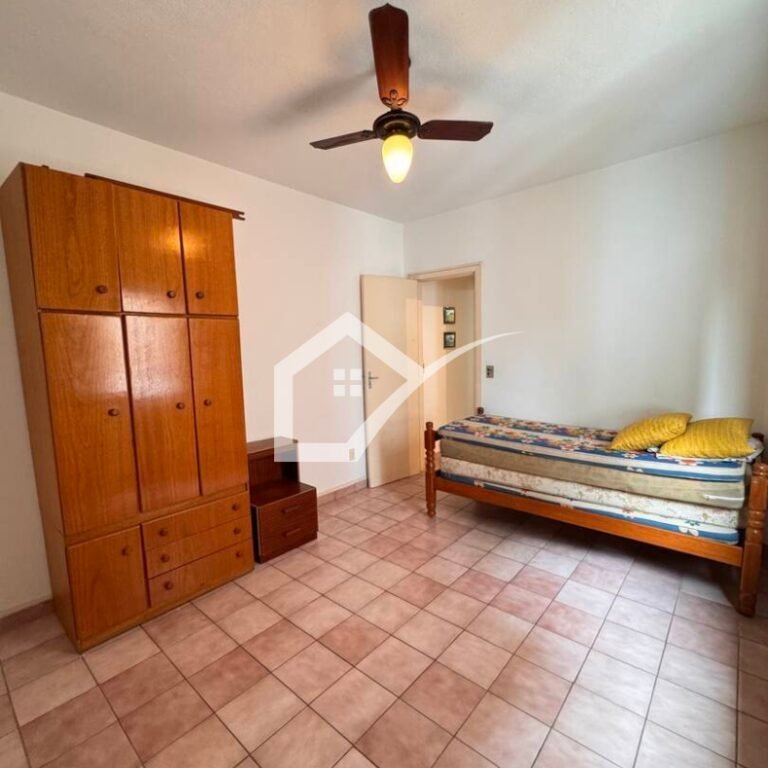Quarto apartamento à venda (46m²), 100 metros da praia, 1 quarto, 1 vaga (2)